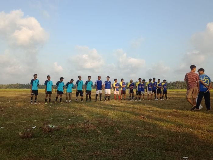 PERTANDINGAN SEPAK BOLA RENDENG VS PEKEYONGAN 1 02