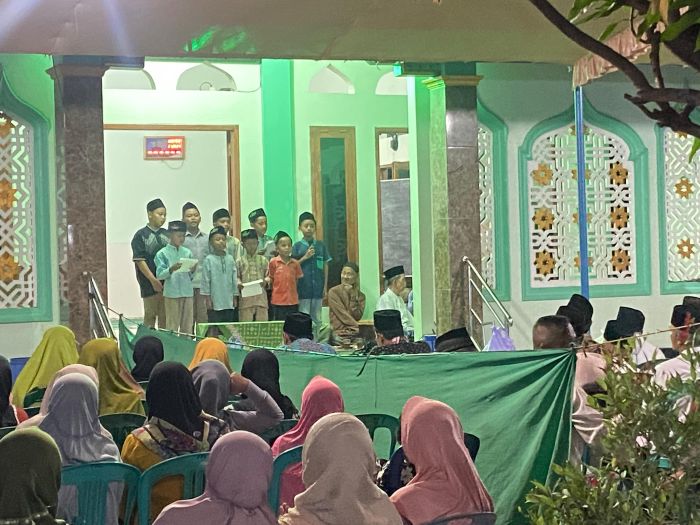 PHBI masjid darusalam dukuh pendil sidomulyo tausiyah dari bapak khudori