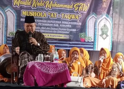 Peringatan Maulid Nabi Muhammad SAW, dihadiri oleh Bpk Bupati Kebumen 