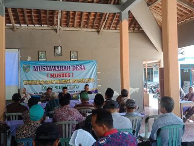 Musyawarah Desa: Verifikasi dan Validasi Usulan Data Terpadu Kesejahteraan Sosial .